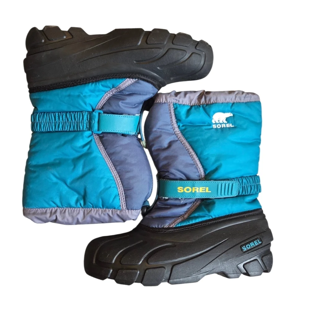 Sorel Kids' Blue and Black Winter Boots YOUTH 6